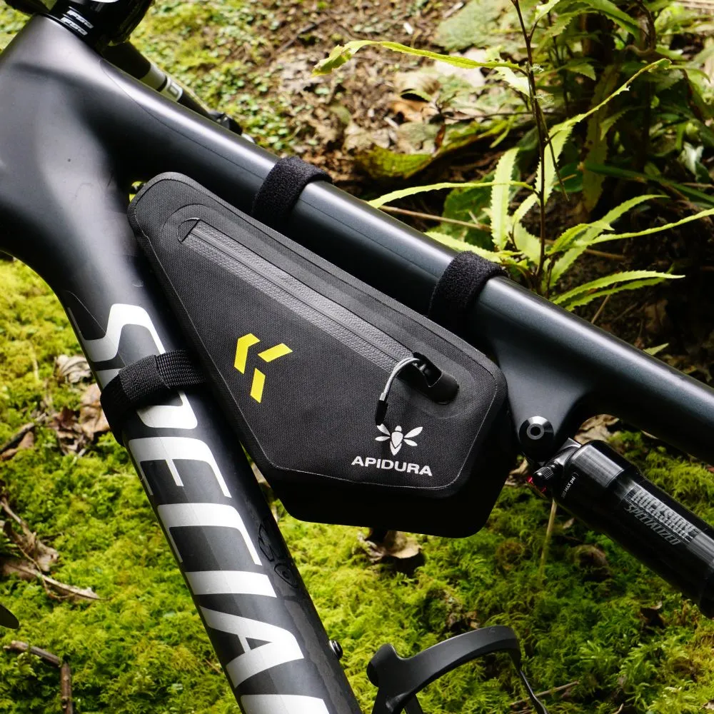 Apidura Backcountry Frame Pack 1 L