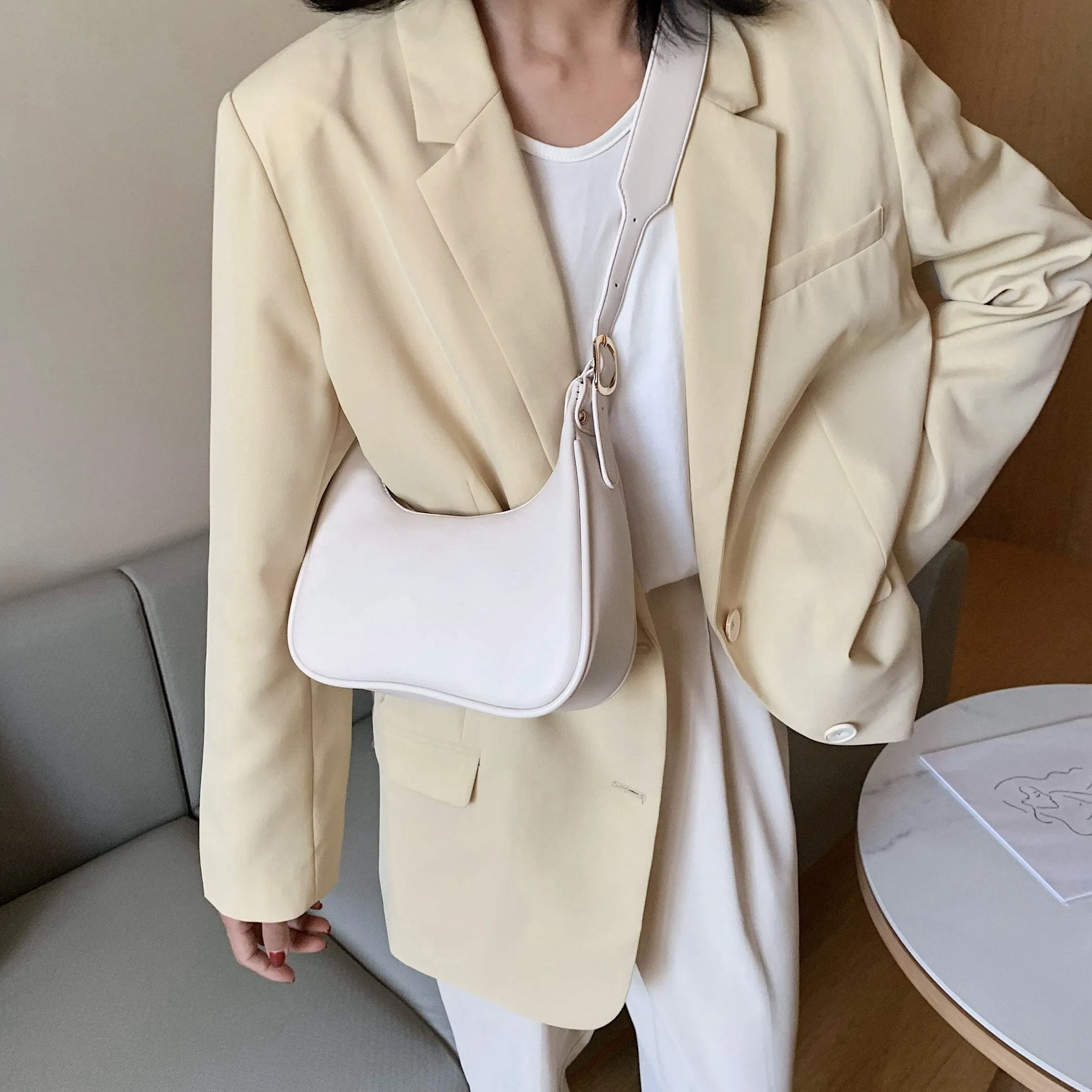 Christmas Gift Half Moon Design Small PU Leather Crossbody Bags For Women 2021 Luxury Solid Color Shoulder Handbags Lady Simple Travel Bag