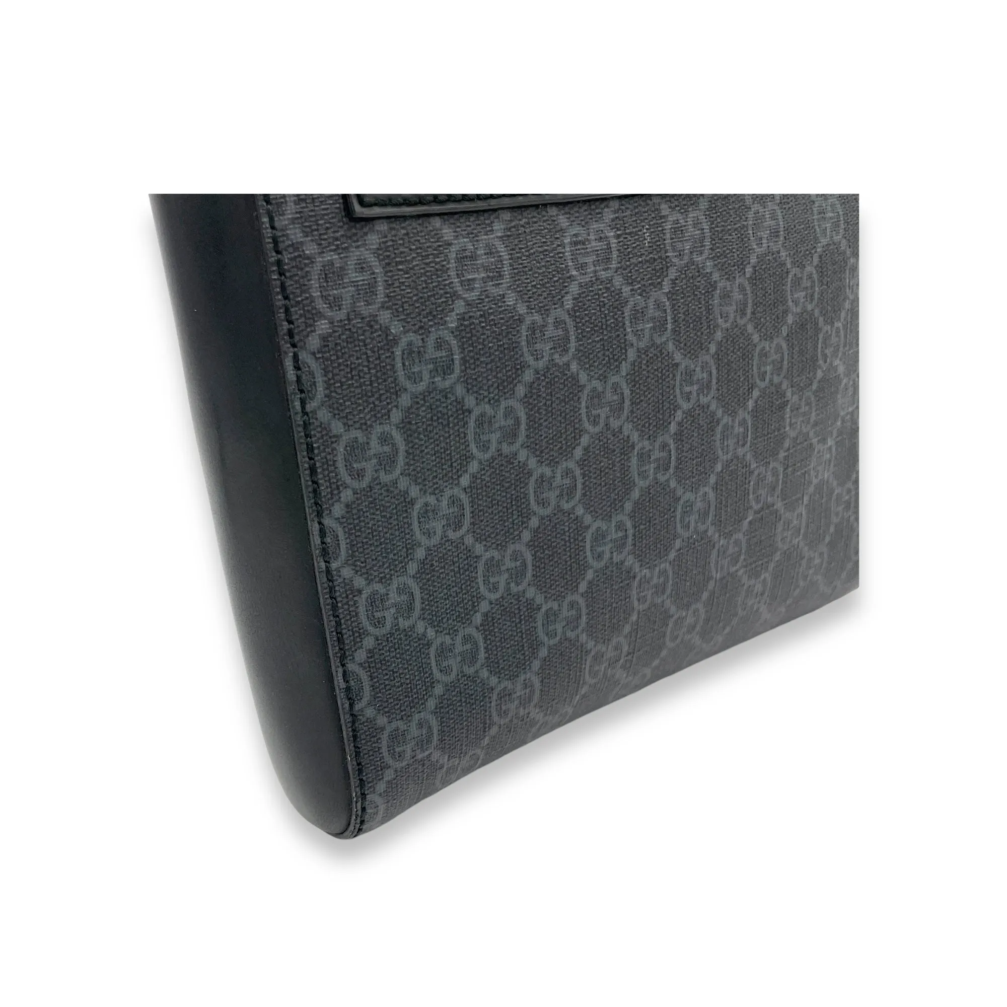 GG Supreme Messenger Black in Monogram Coated Canvas, Silver hardware