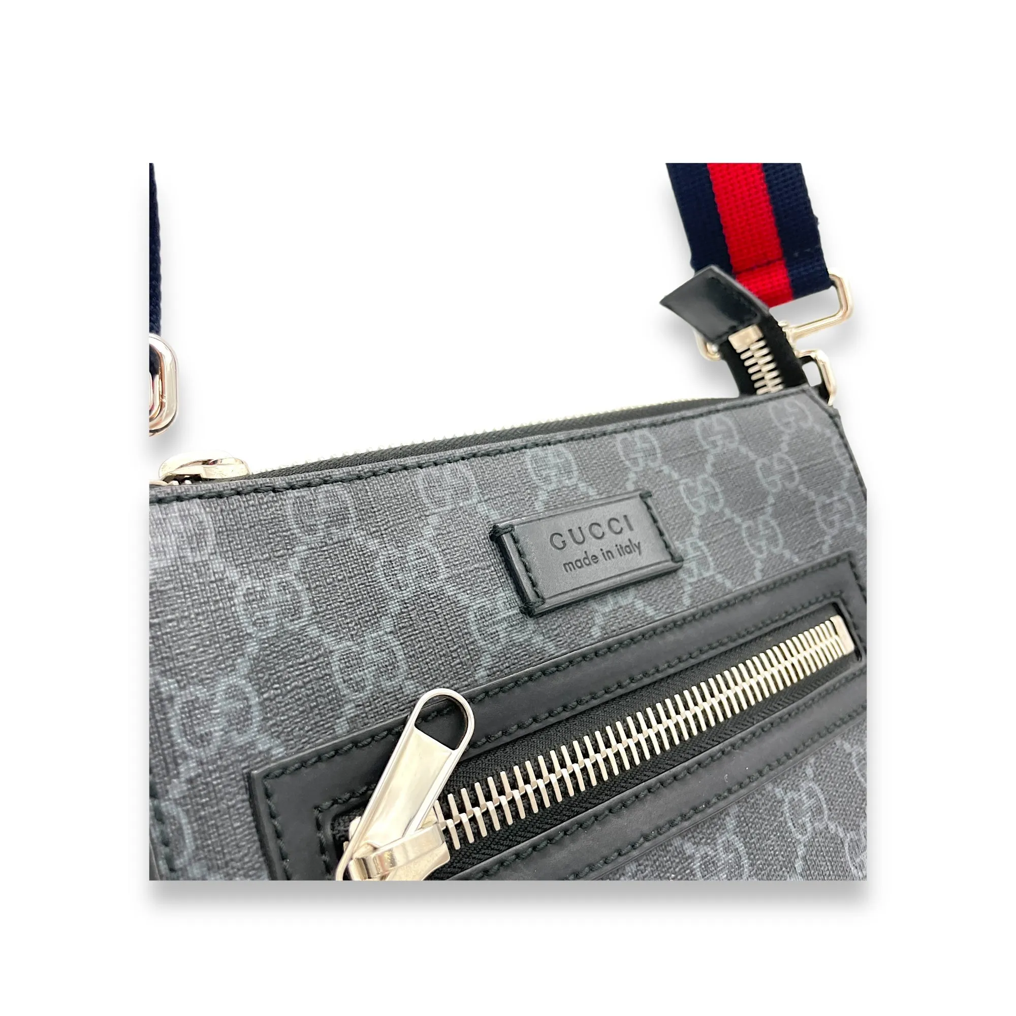 GG Supreme Messenger Black in Monogram Coated Canvas, Silver hardware