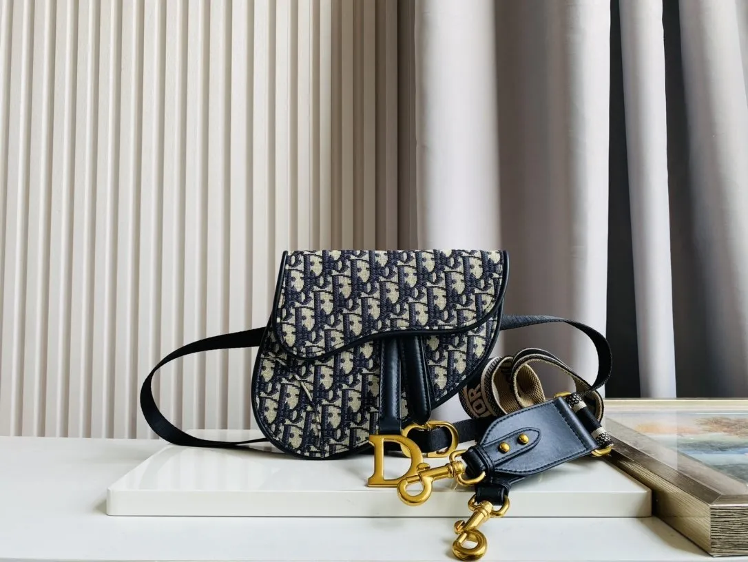 Luxury Handbags Christian Dior 283