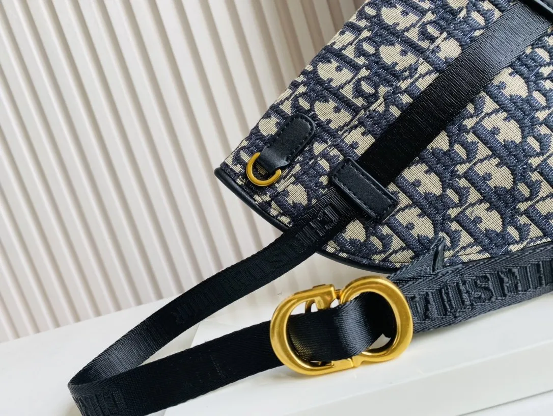 Luxury Handbags Christian Dior 283