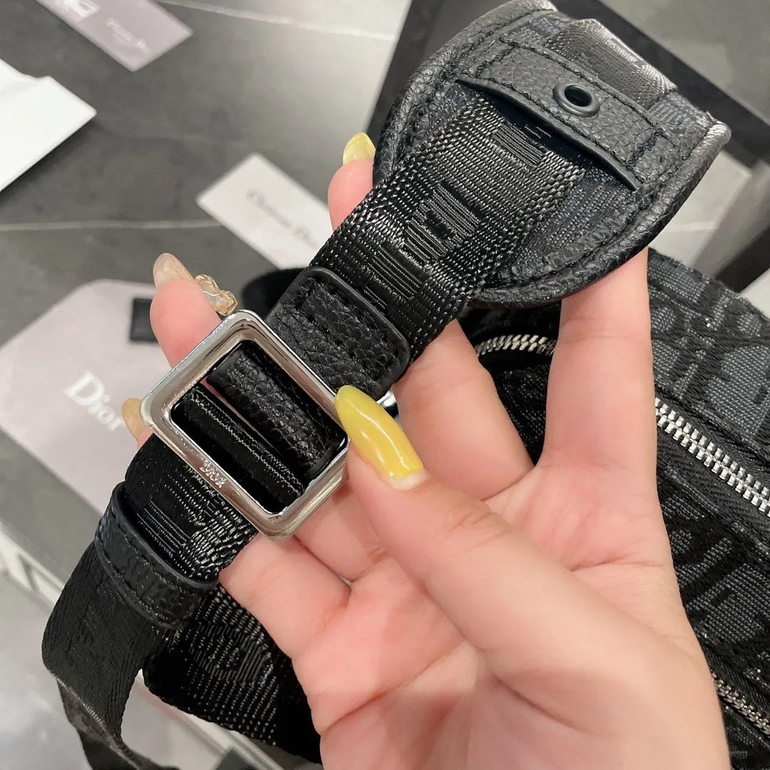 Luxury Handbags Christian Dior 322