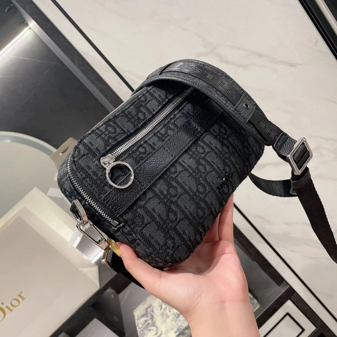 Luxury Handbags Christian Dior 322