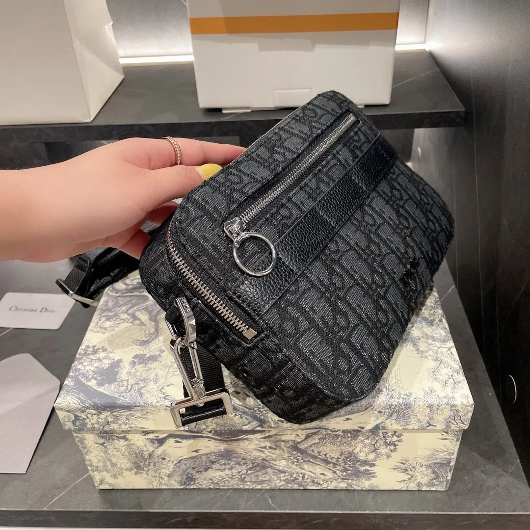 Luxury Handbags Christian Dior 322