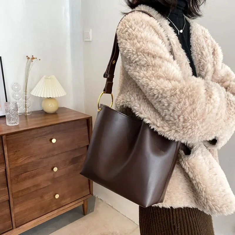 Retro Simple Solid Color PU Leather Crossbody Bag For Women 2021 Shoulder Brand Designer Ladies Luxury Casual Bucket Bag Handbag